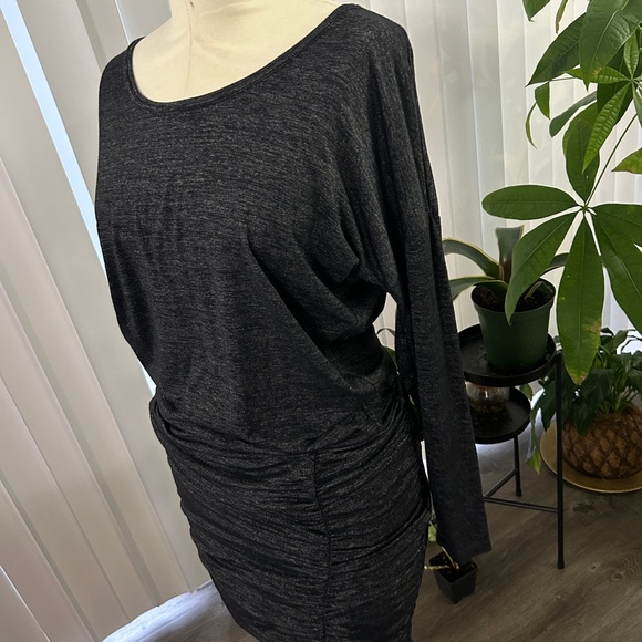 🩶Athleta Ruched Tulip Dress Size S Heather Gray🩶 - Picture 11 of 11